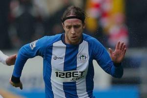 皇冠体育平台-被判7年监禁！TA：荷兰球员斯塔姆因走私724公斤毒品被法院判刑